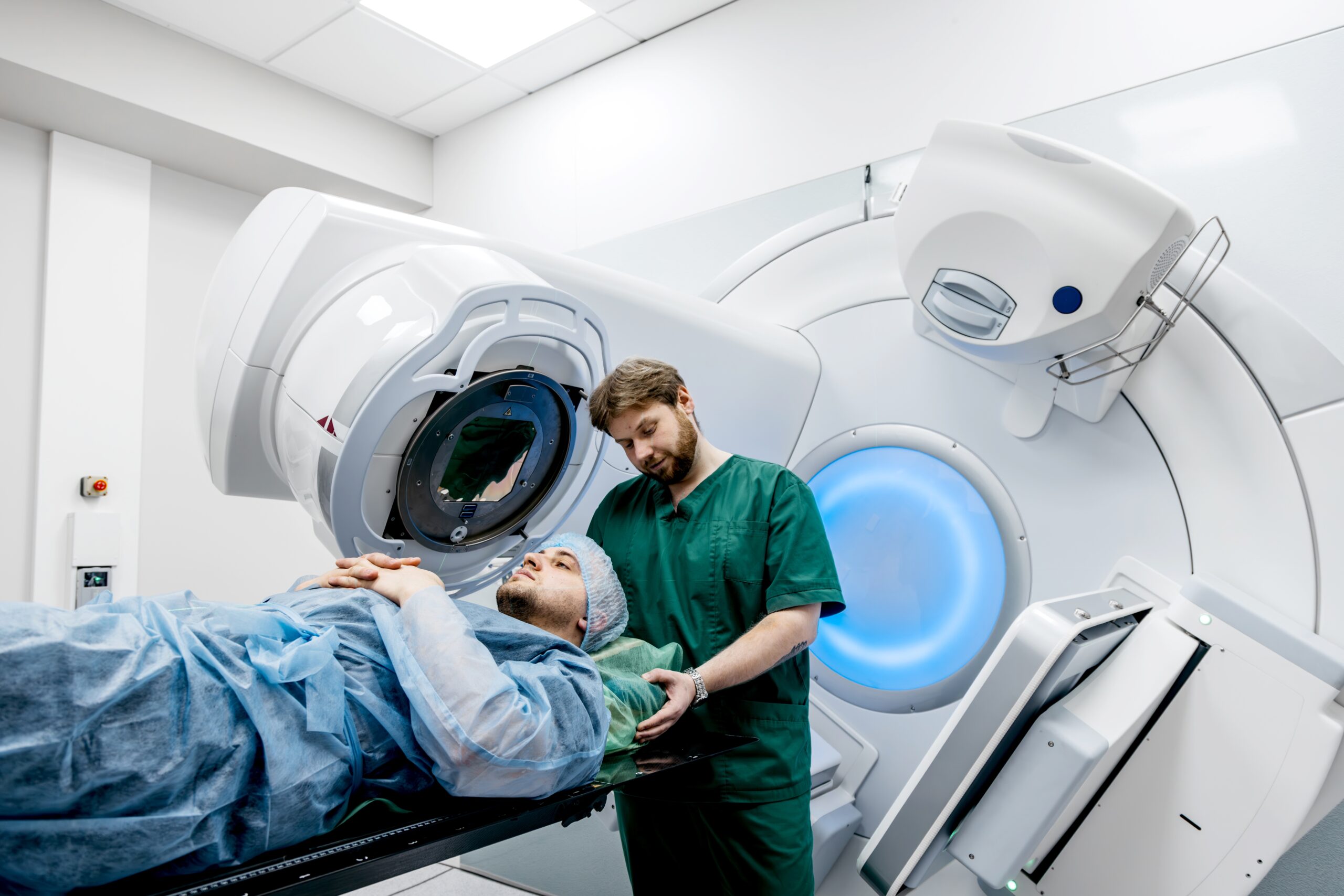 A,Young,Man,Undergoing,Radiation,Therapy,For,Cancer,In,A