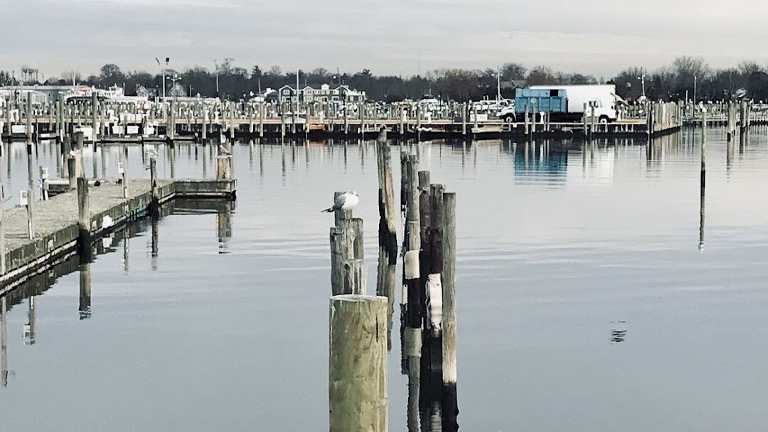 Bay Shore, NY