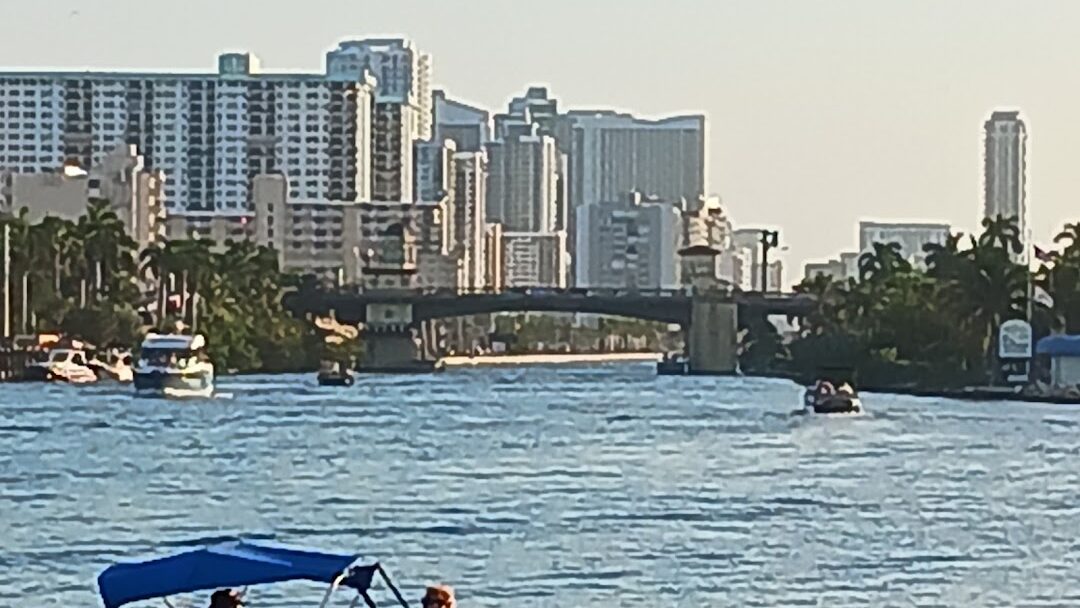 Hollywood, FL