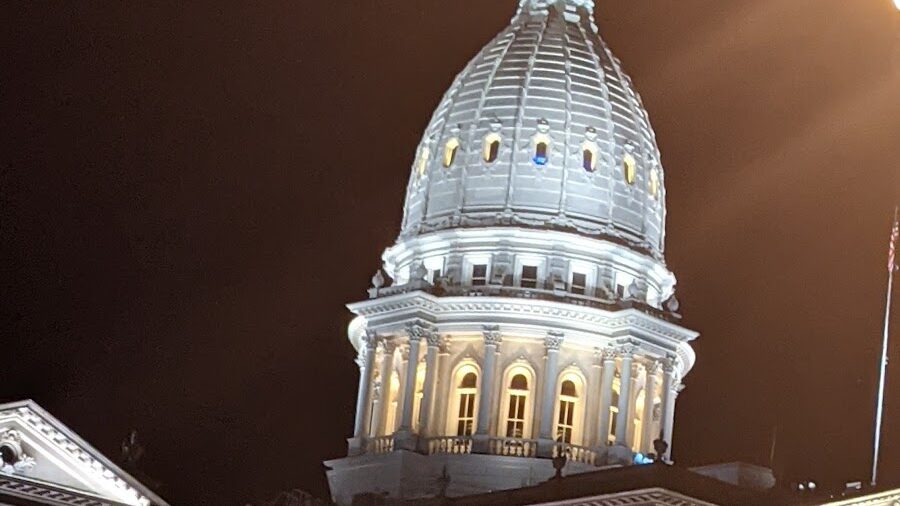 Lansing, MI