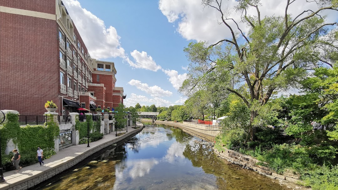 Naperville, IL