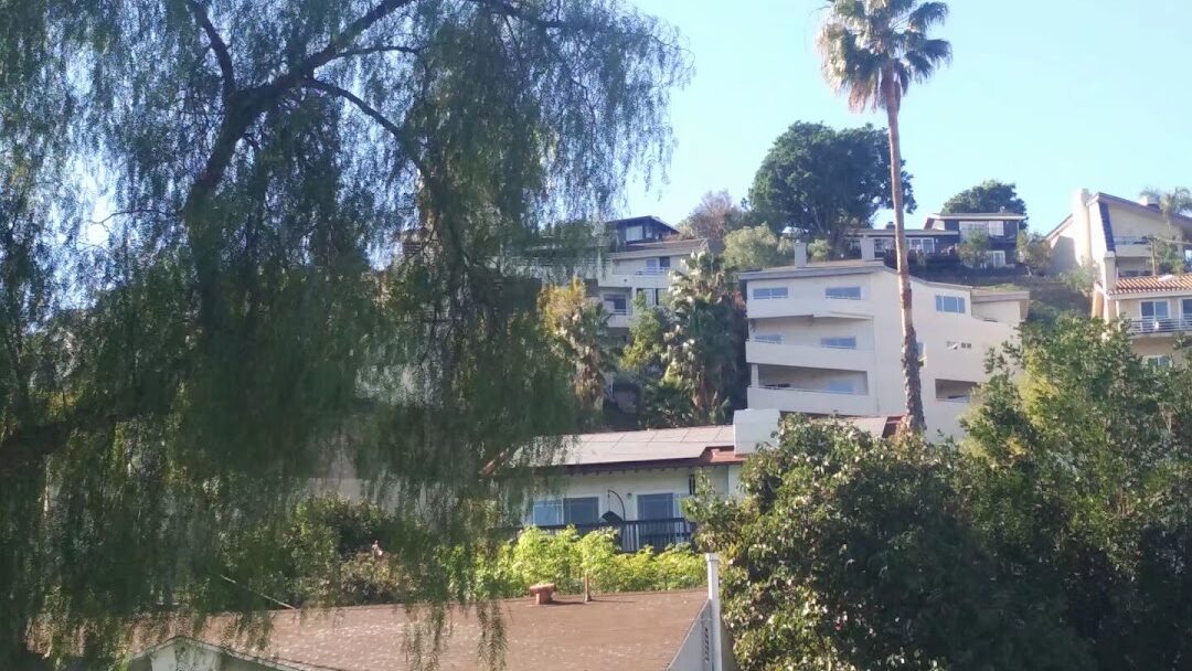 Woodland Hills, CA